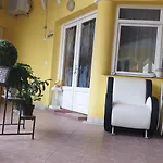 Vár-i Apartamento